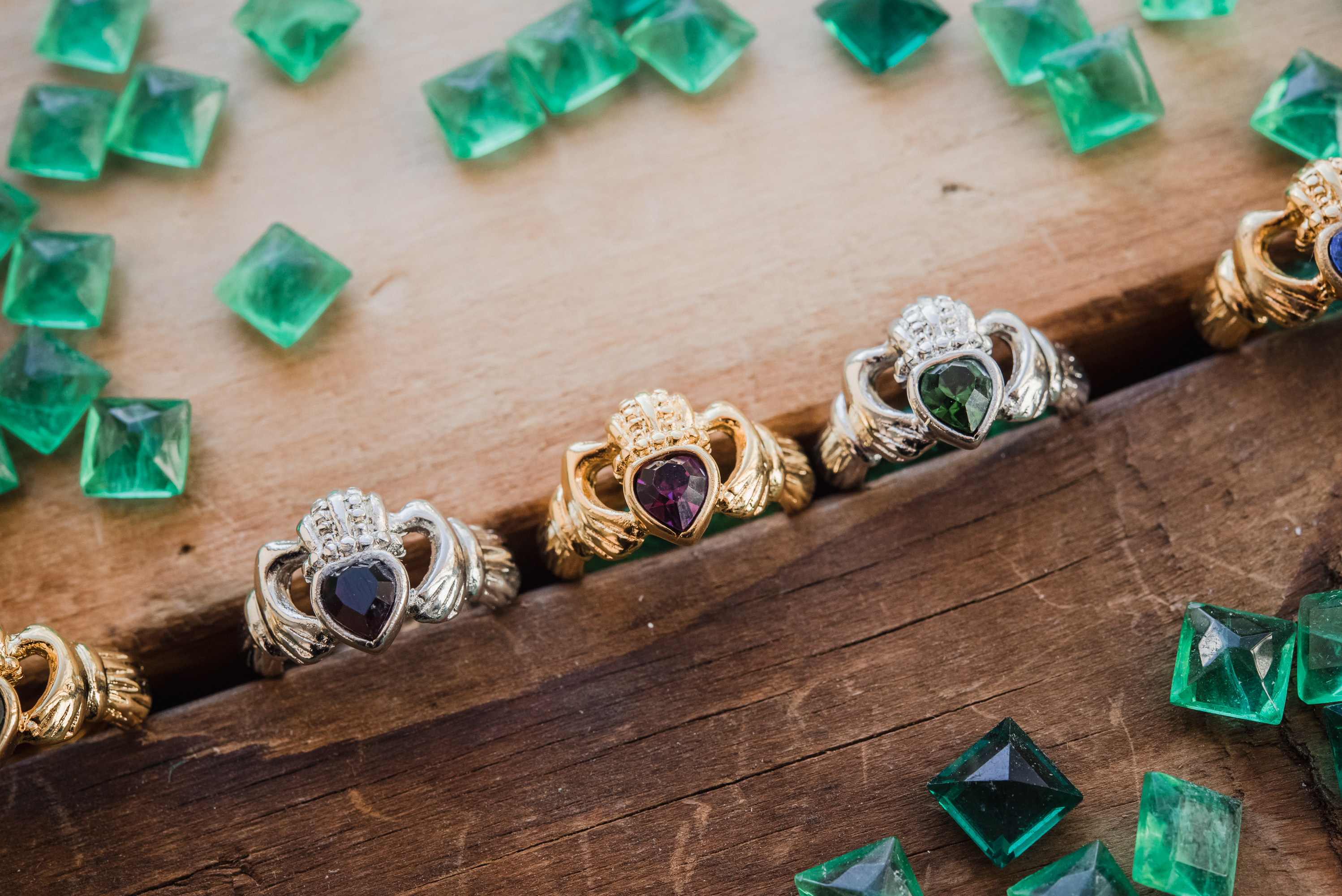 Claddagh rings - emeralds -origin - history of the Claddagh symbol and how to wear the ring