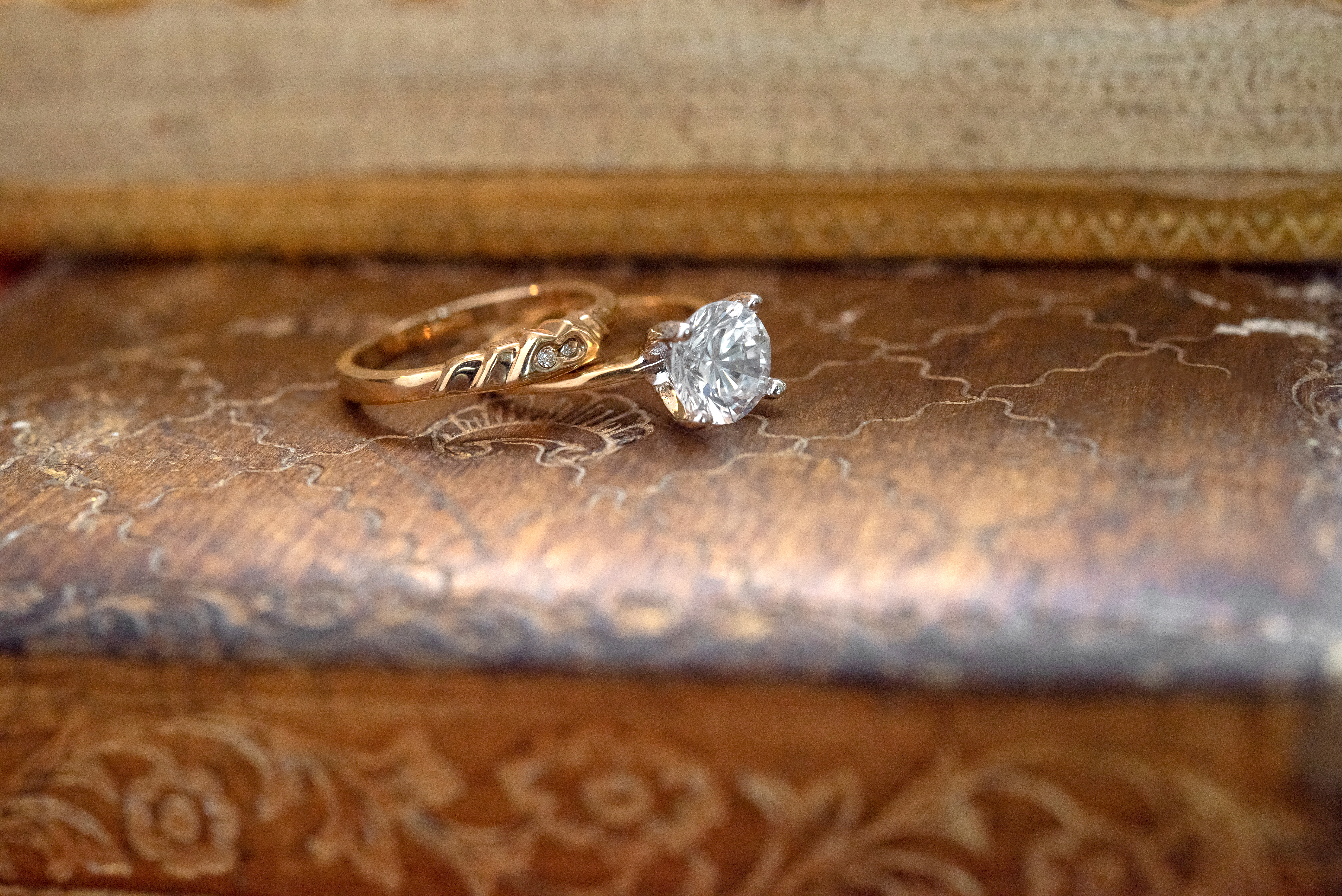 Vintage 2kt Cubic Zirconia Engagement Ring